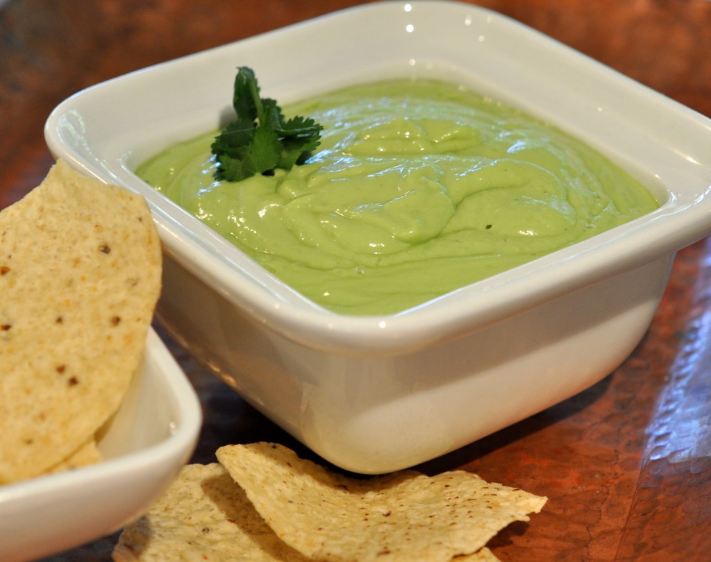 Salsa con Crema bowl